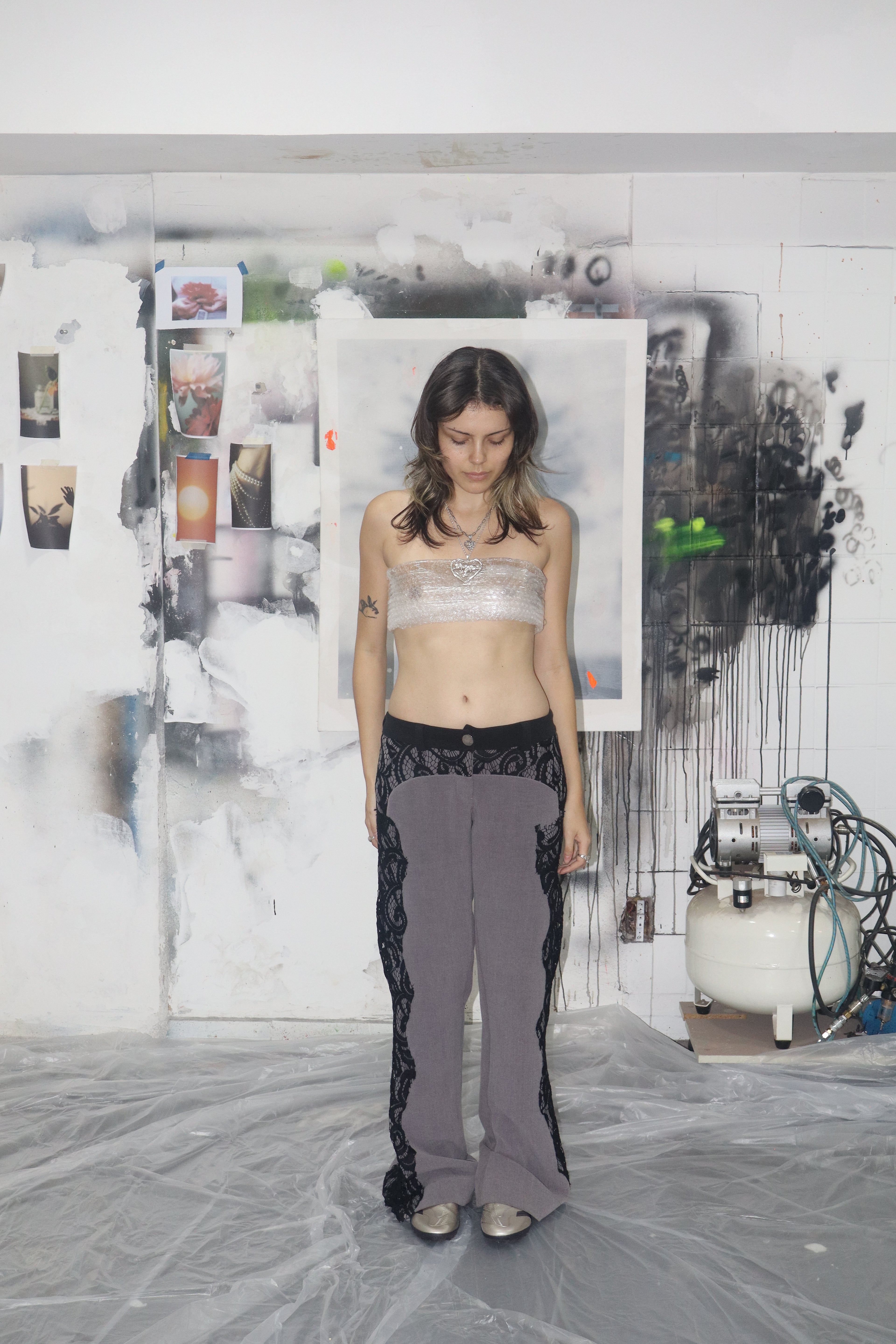 calça skazi detalhe em renda